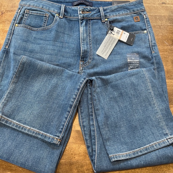 NWT Tommy Hilfiger Heritage Denim Tribeca Straight NWT! Size 12 - Picture 1 of 12